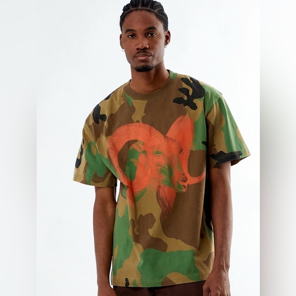 PacSun Washed Camo Animal T-Shirt Aries Ram Size XL Zodiac